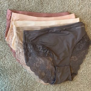 5 pair Tahari underwear